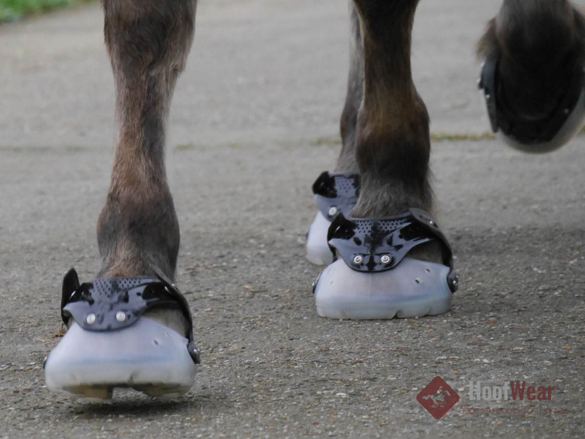 floatingboots uitproberen tijdens het pasconsult bij HoofWear